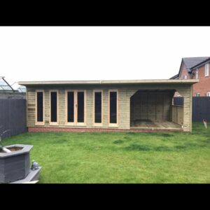 20x10 Summerhouse With Hot Tub Area