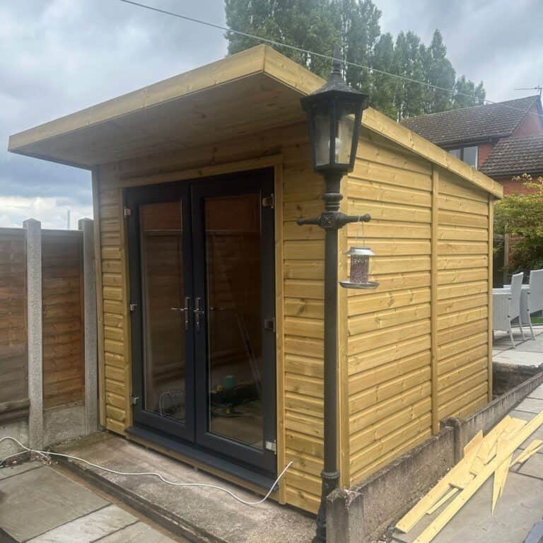 Find stylish and practical sheds in Dudley with Midland Sheds and Summerhouses. Durable designs that enhance storage and garden appeal.