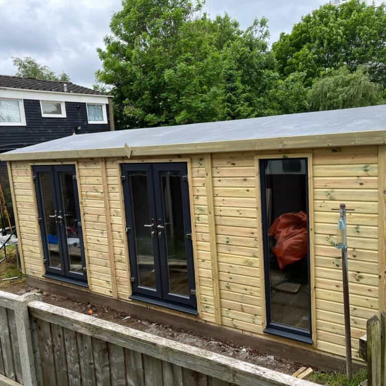 Choosing the perfect garden shed in Dudley is easy with Midland Sheds and Summerhouses. Explore durable, stylish sheds designed for local gardens.